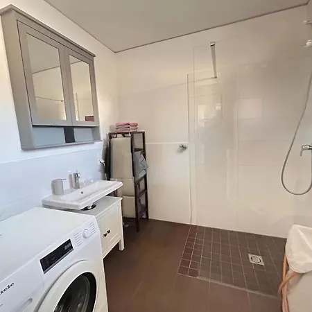 Urban Comfort Mit Balkon Und Tiefgarage Apartament Graz
