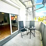 아파트 Urban Comfort Mit Balkon Und Tiefgarage