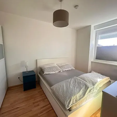 Urban Comfort Mit Balkon Und Tiefgarage *